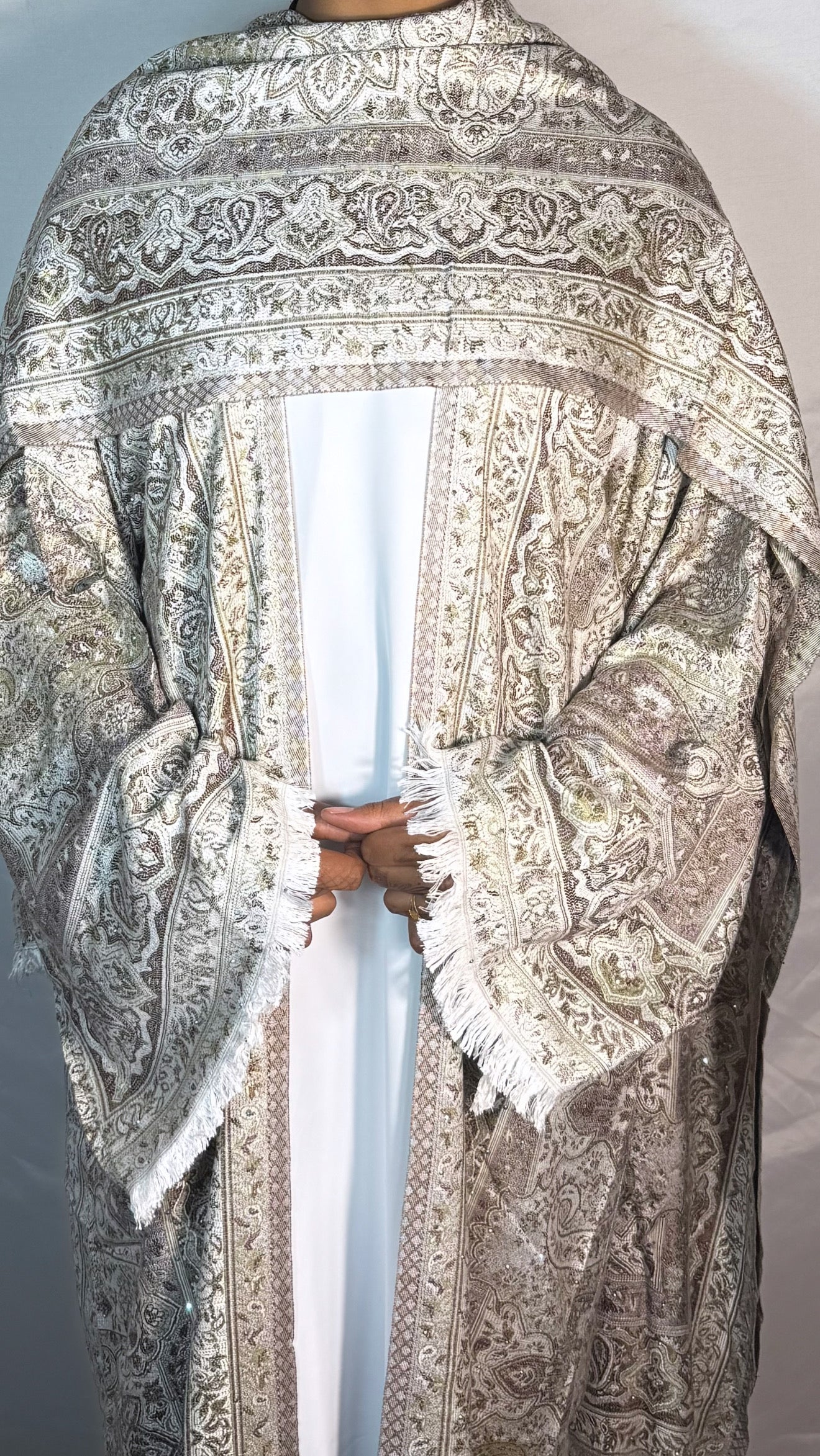 Grey-pashmina