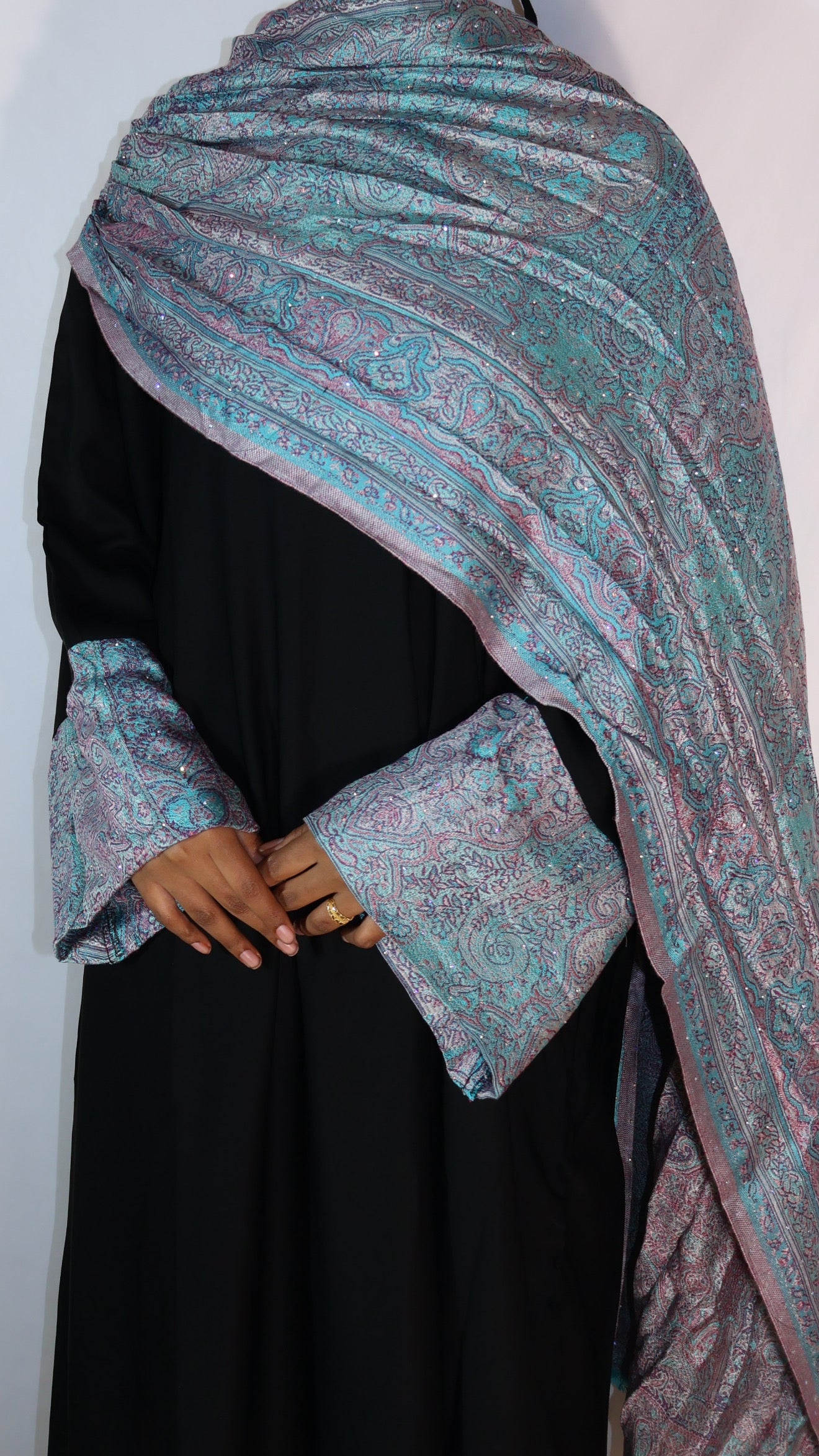 Closed Pashmina abaya