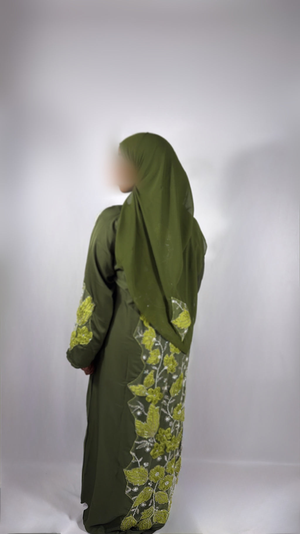 Zaytuna Abaya