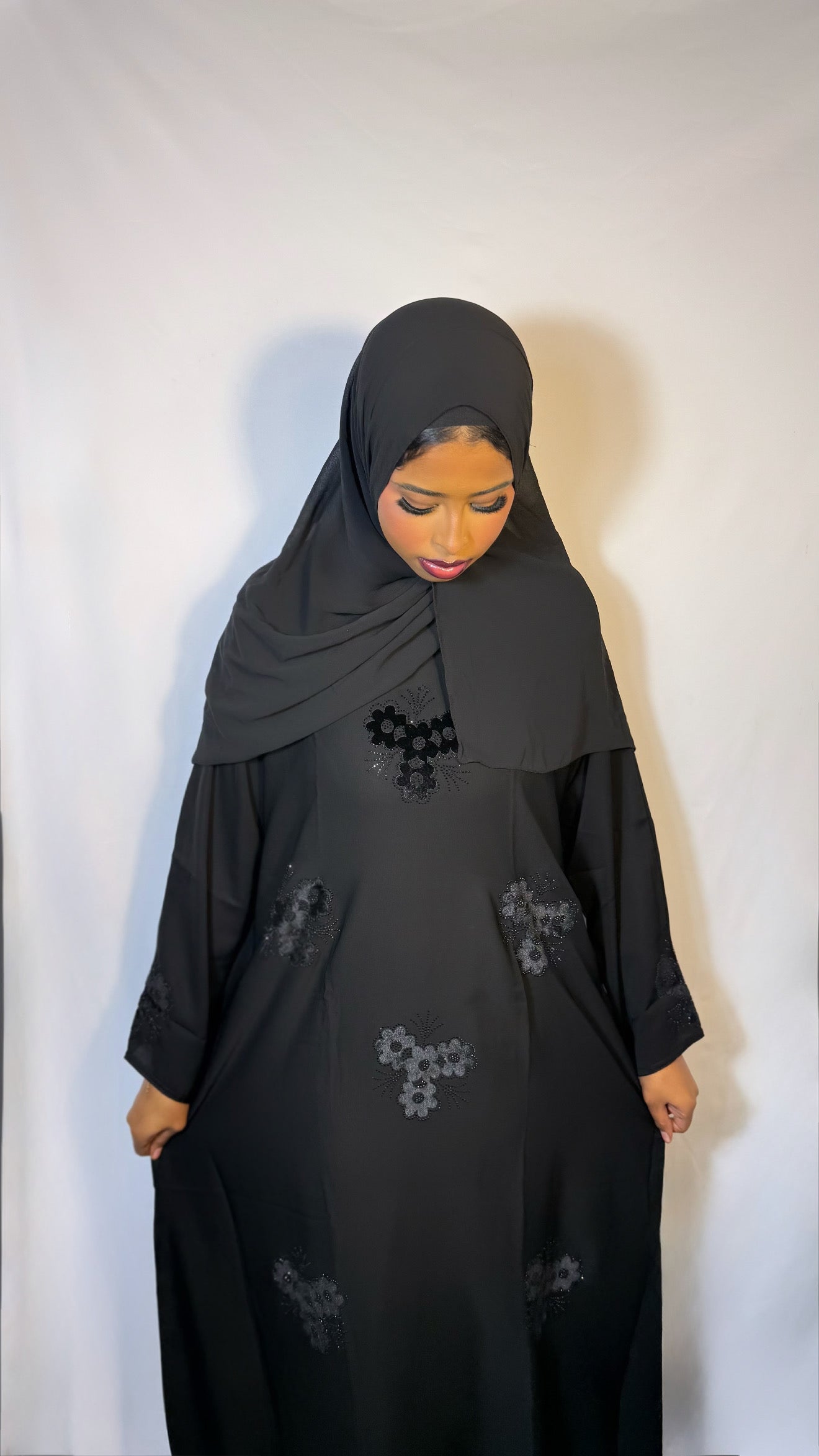 Veloura Abaya