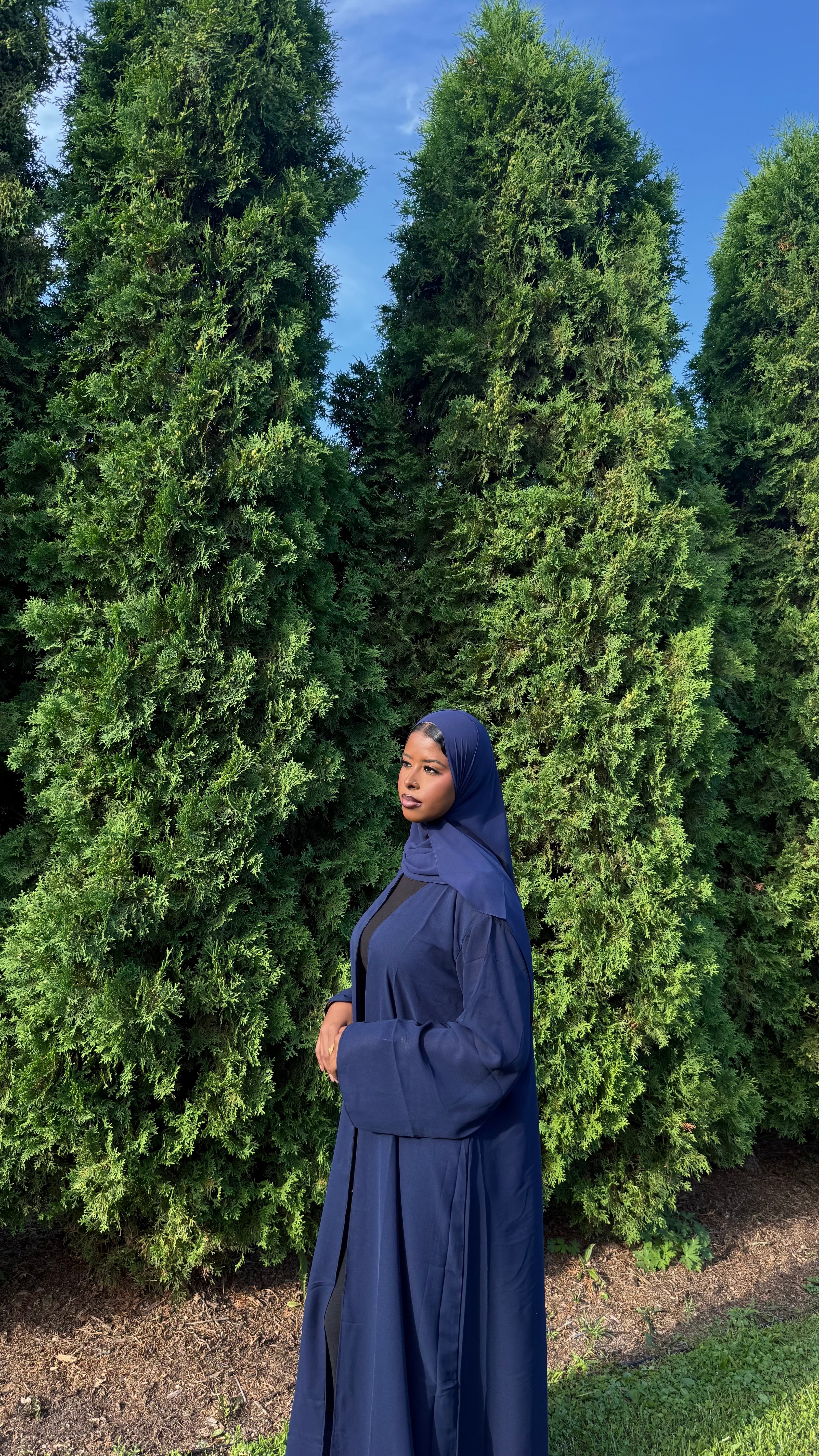 Layl-Navy blue abaya